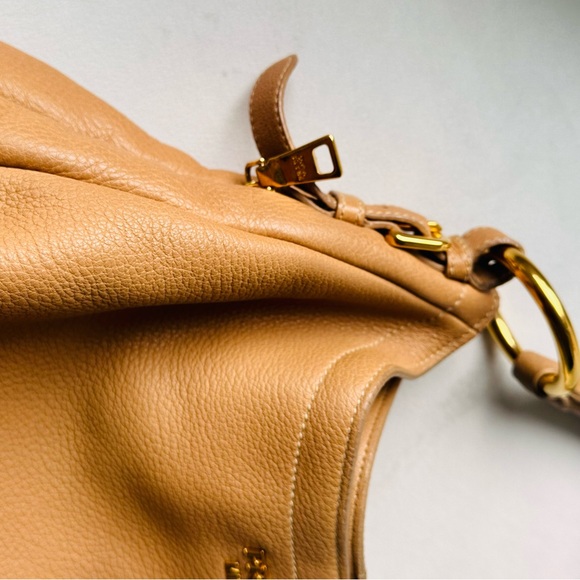 SOLD ❗️PRADA Vitello Daino Shoulder Bag Beige - Picture 11 of 15